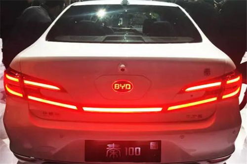 安装汽车尾灯灯泡多少钱(汽车尾灯灯泡安装费用解析，多少钱才能照亮你的车尾？