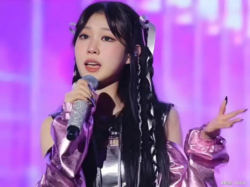 小沈阳女儿NINA出道韩国初舞台(小沈阳女儿NINA出道韩国初舞台，闪耀新星冉冉升起)