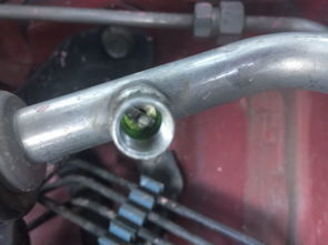 汽车空调漏氟加多少(汽车空调漏氟加多少，深入了解汽车空调漏氟及加注量问题)