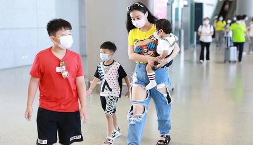 小沈阳女儿机场被偶遇 超像妈妈(小沈阳女儿机场被偶遇，长相超像妈妈，星二代的日常曝光引热议)