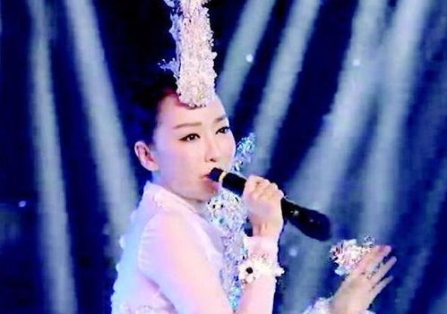萨顶顶来《歌手》修音响了
